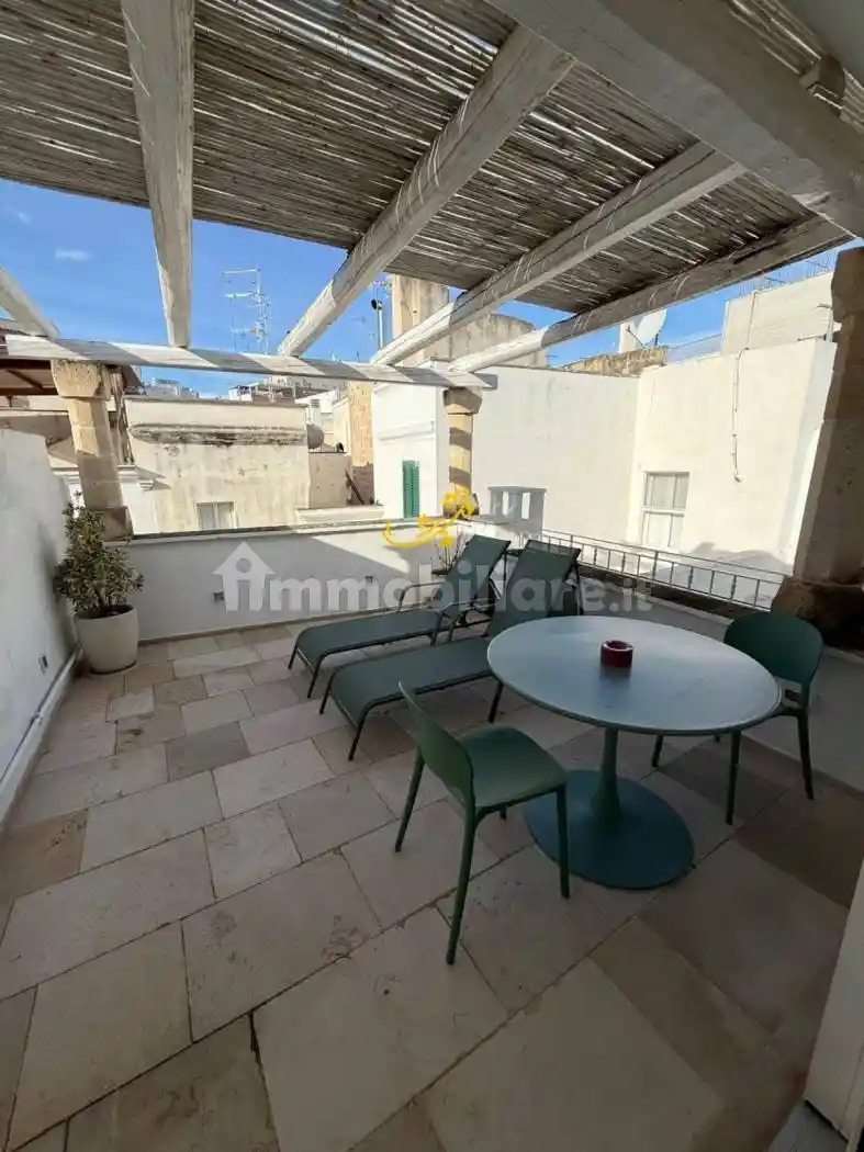 Palazzo - Edificio in vendita a Monopoli