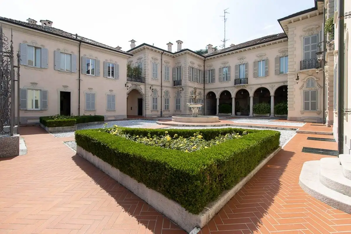 Appartamento in vendita a Monza