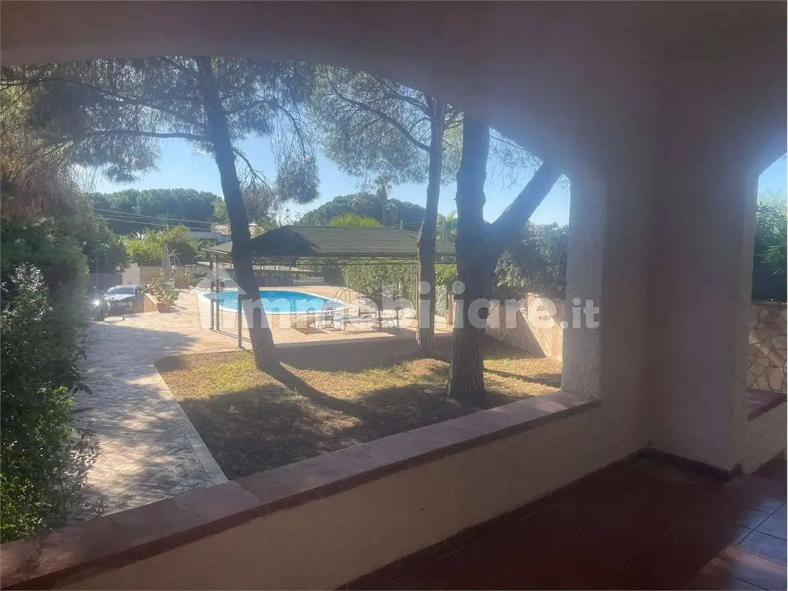 Villa in affitto a Siracusa