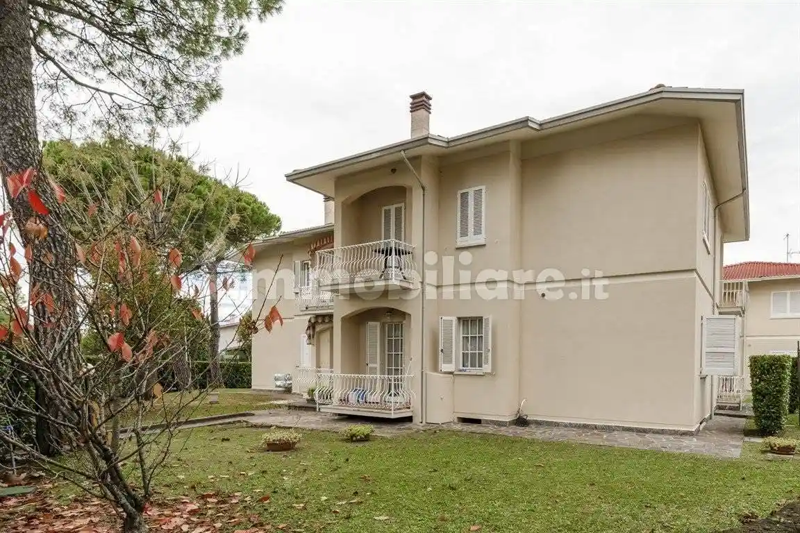 Appartamento in vendita a Sirmione