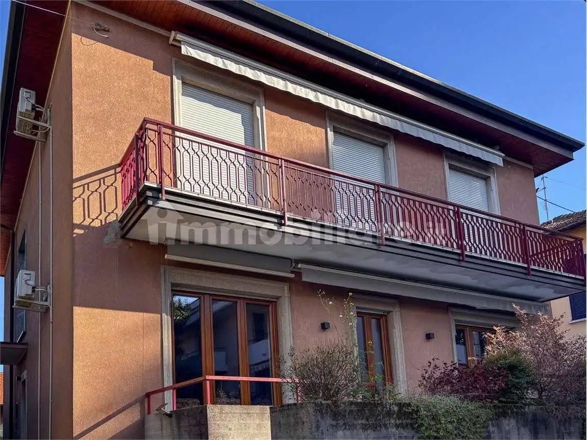 Villa bifamiliare via Camillo Benso Conte di Cavour, Albizzate - foto 5