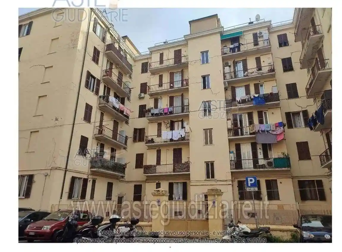 Appartamento in vendita a Genova