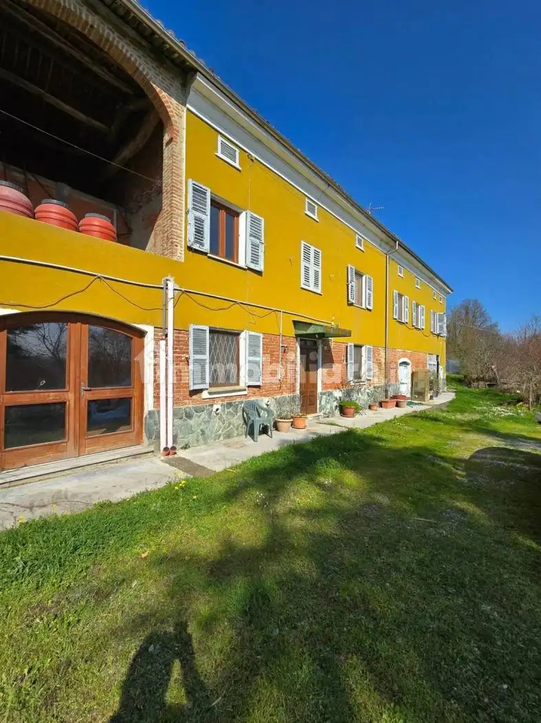 Villa in vendita a Cassine