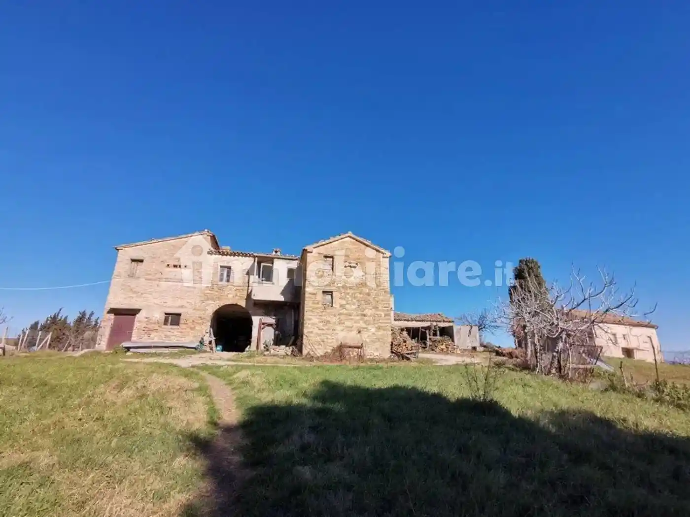 Rustico - Casale in vendita a Treia