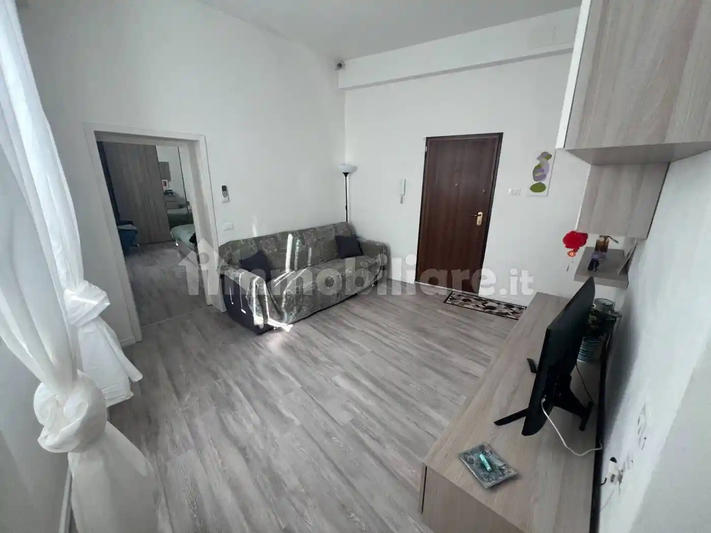 Trilocale piazza Giovanni Ciardi 13A, Sacrocuore, Prato - foto 2