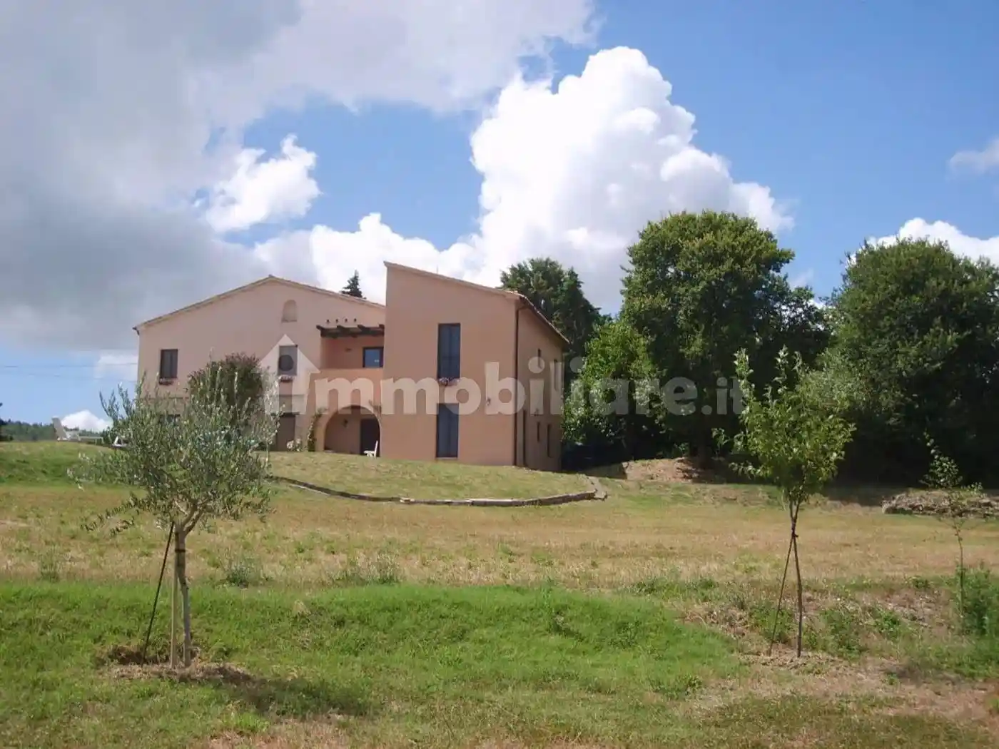 Villa in vendita a Apiro