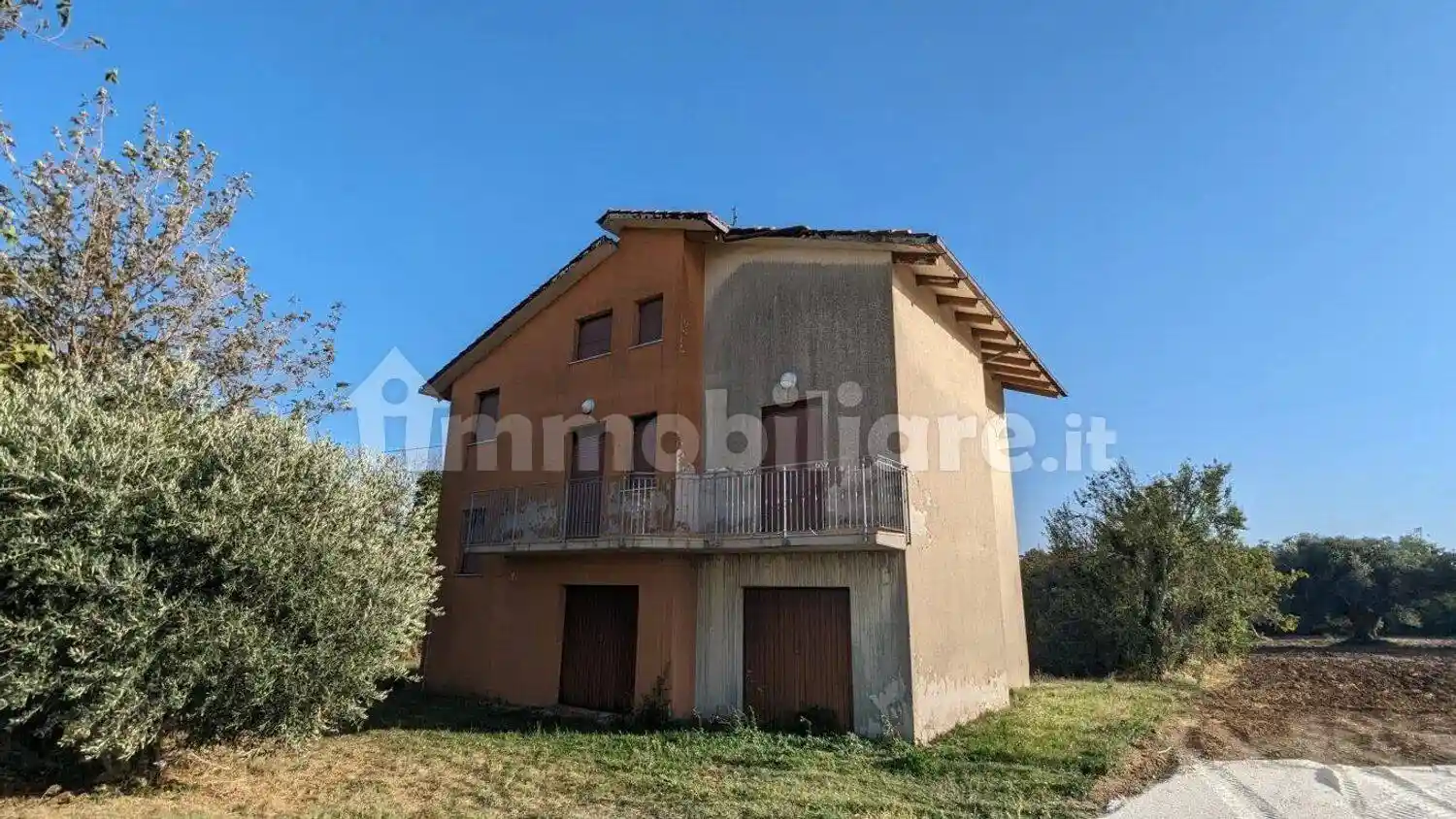 Rustico - Casale in vendita a Cingoli