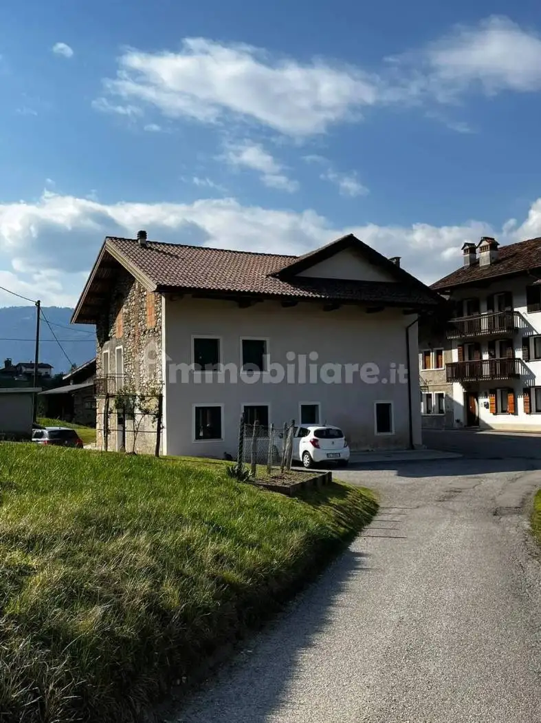 Villa in vendita a Feltre