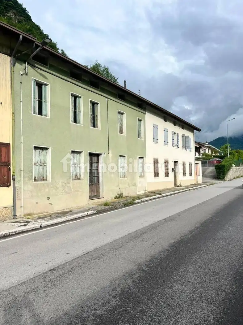 Villa in vendita a Fonzaso