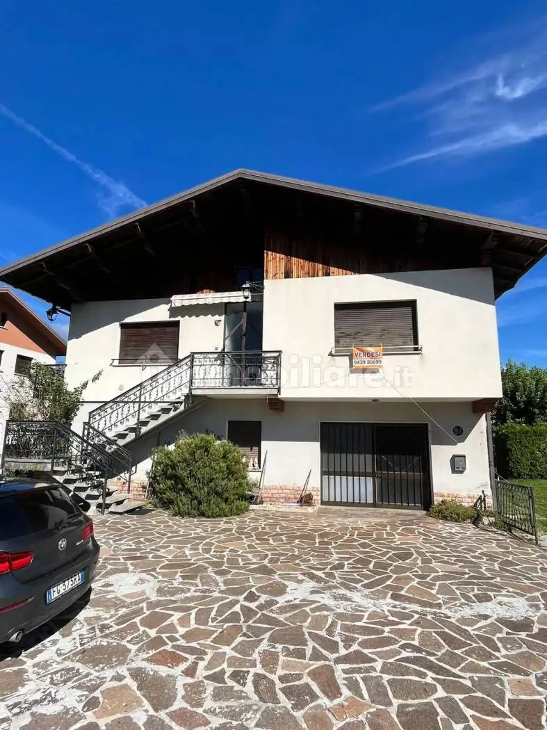 Villa in vendita a Feltre