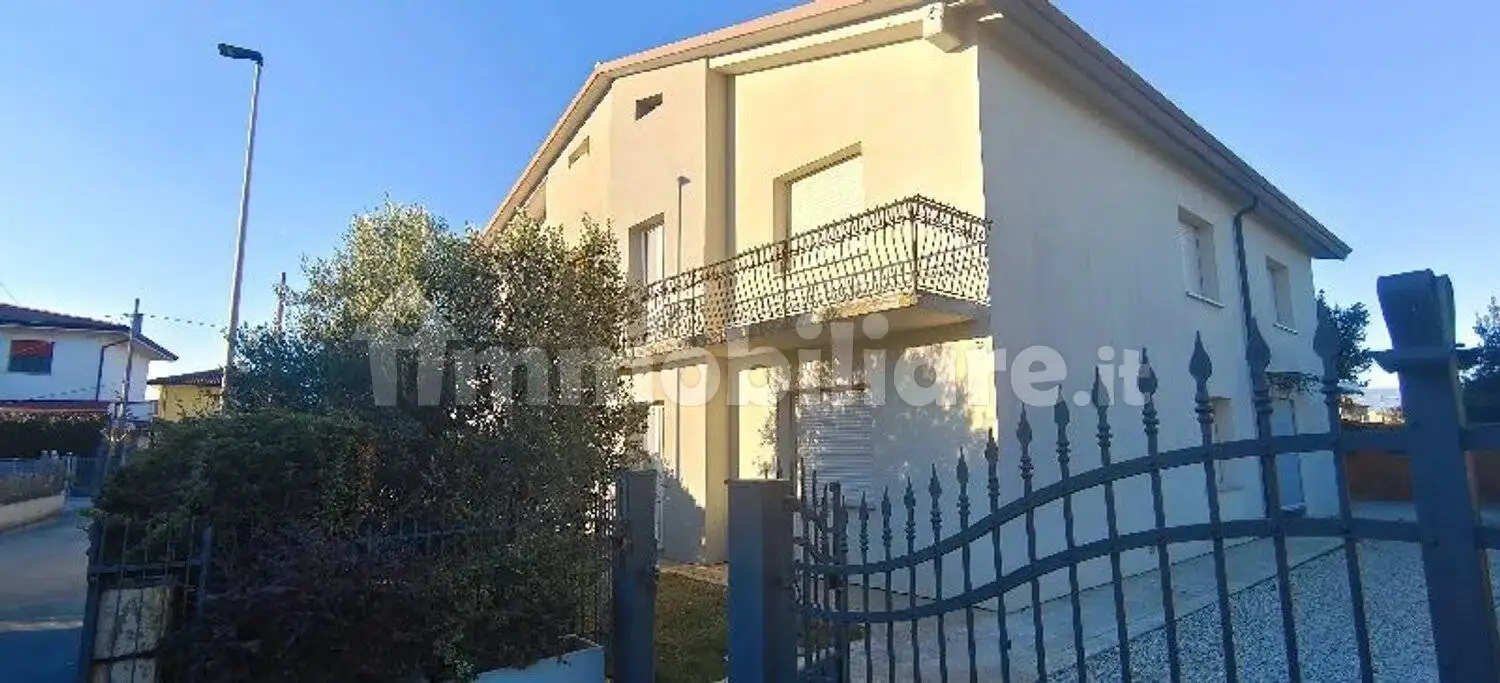 Villa in vendita a Susegana