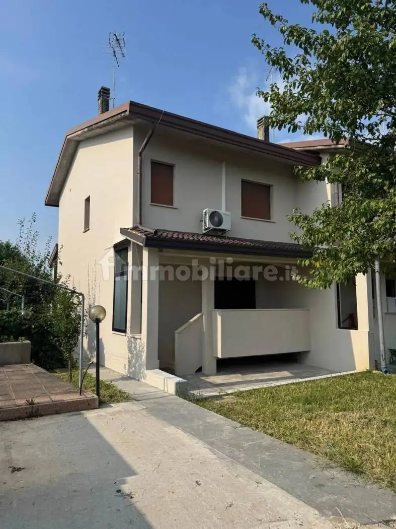 Villa in vendita a Susegana