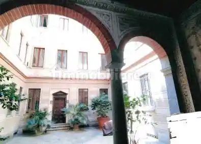 Appartamento piazza Sant'Ambrogio 12, Sant'Ambrogio, Milano - foto 2