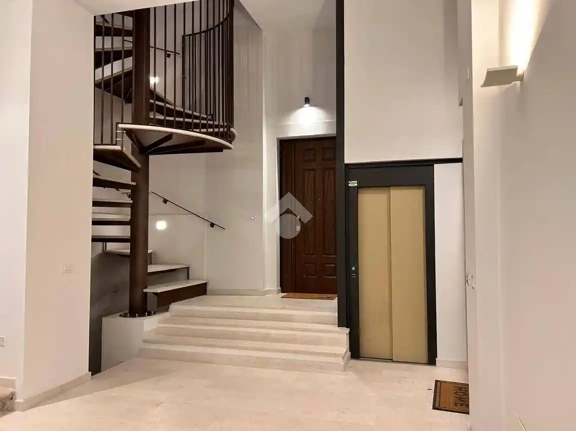 Trilocale via dei Ghibellini 7, Duomo - Fontana Luminosa, L'Aquila - foto 2