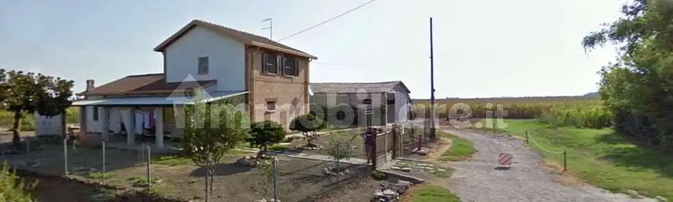 Rustico - Casale in vendita a Jolanda di Savoia