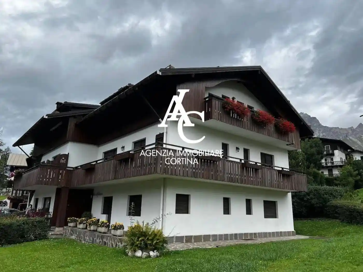 Quadrilocale via Del Castello, Centro, Cortina d'Ampezzo - foto 2