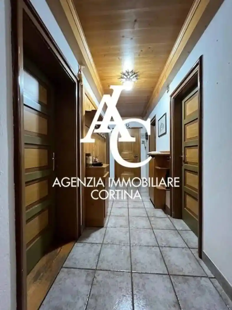Quadrilocale via Guide Alpine No Number, Centro, Cortina d'Ampezzo - foto 2
