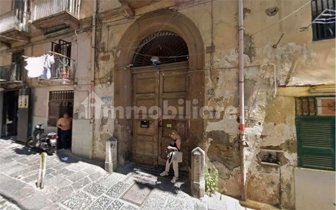 Appartamento in vendita a Napoli