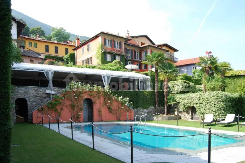Villa in vendita a Oggebbio