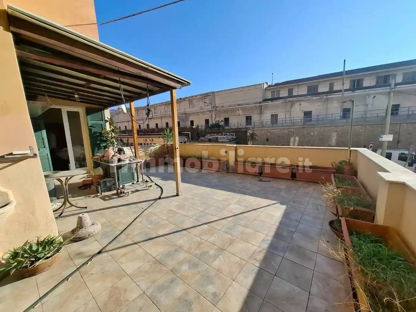 Appartamento in vendita a Genova