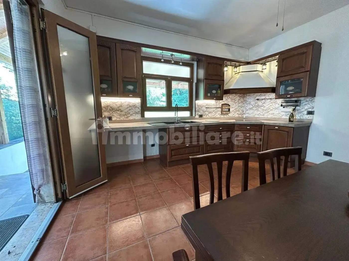 Appartamento in vendita a Beverino