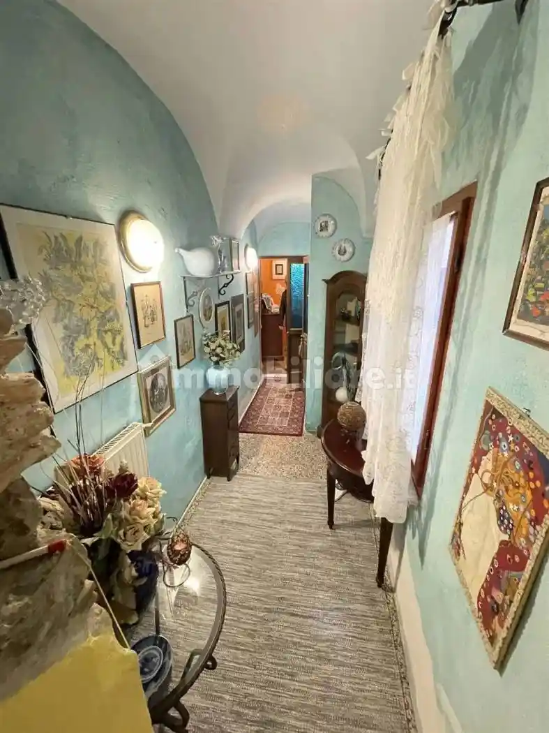 Appartamento in vendita a Sarzana