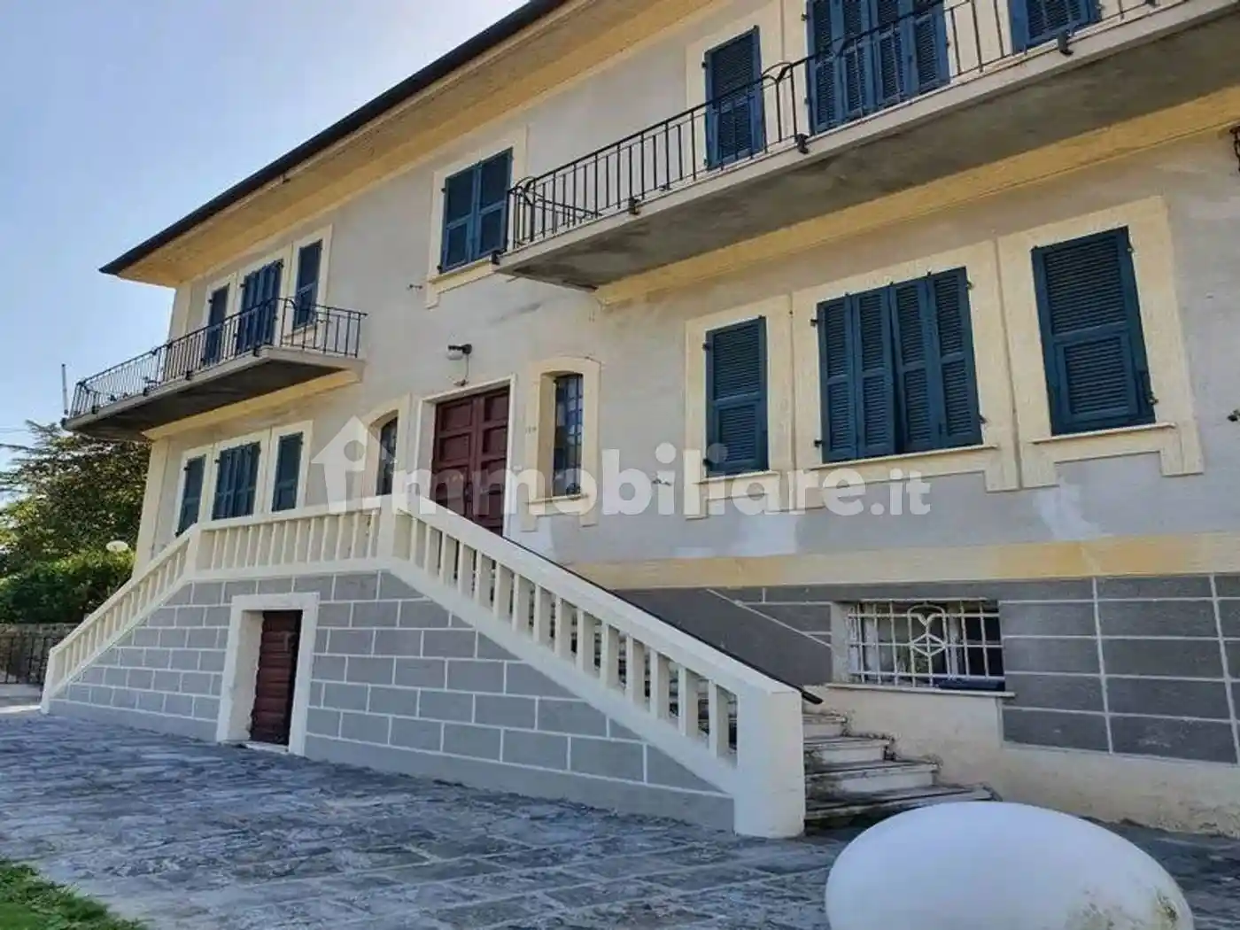 Villa in vendita a Beverino