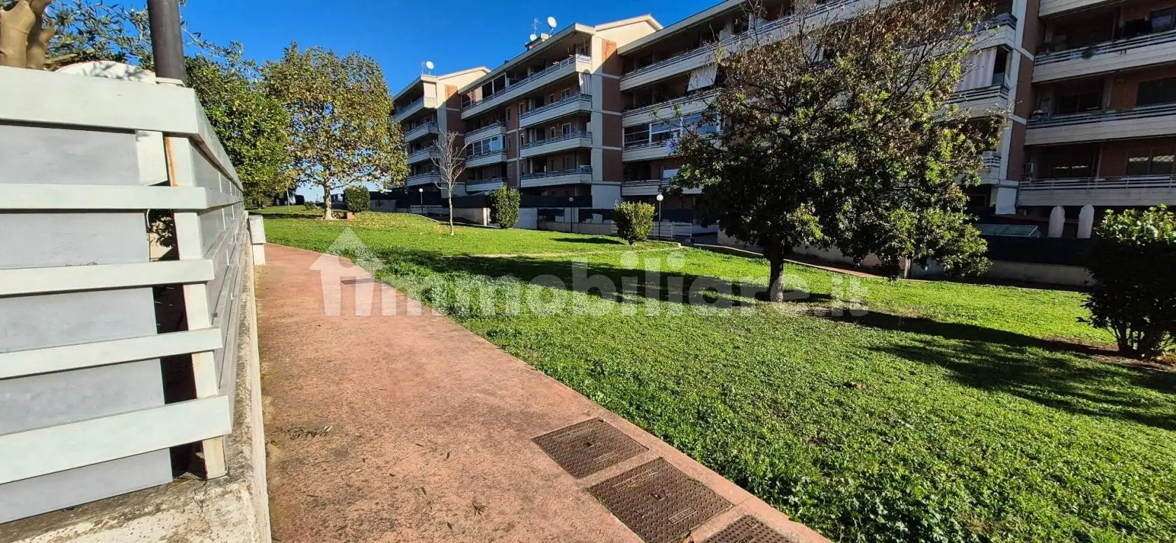 Appartamento in vendita a Pomezia