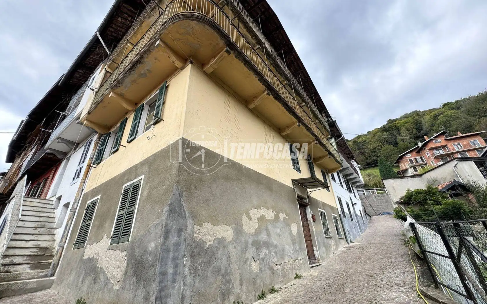 Casa indipendente in vendita a Valdilana