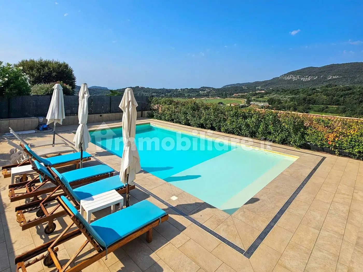 Appartamento in vendita a Costermano sul Garda