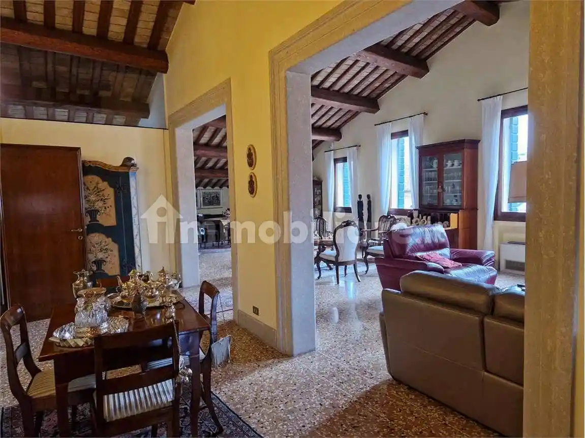 Appartamento in vendita a Padova