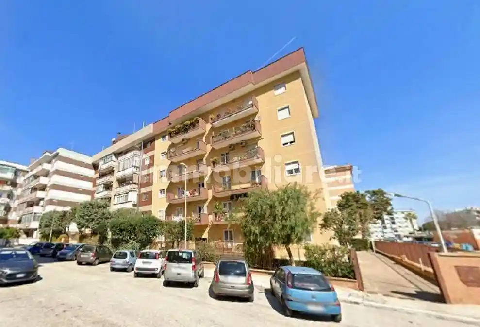 Appartamento in vendita a Bari