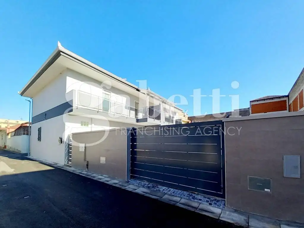 Villetta a schiera in vendita a Trentola-Ducenta