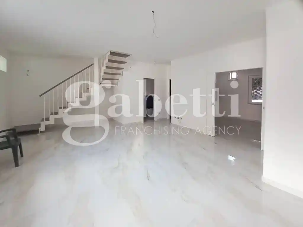 Villetta a schiera - foto 2