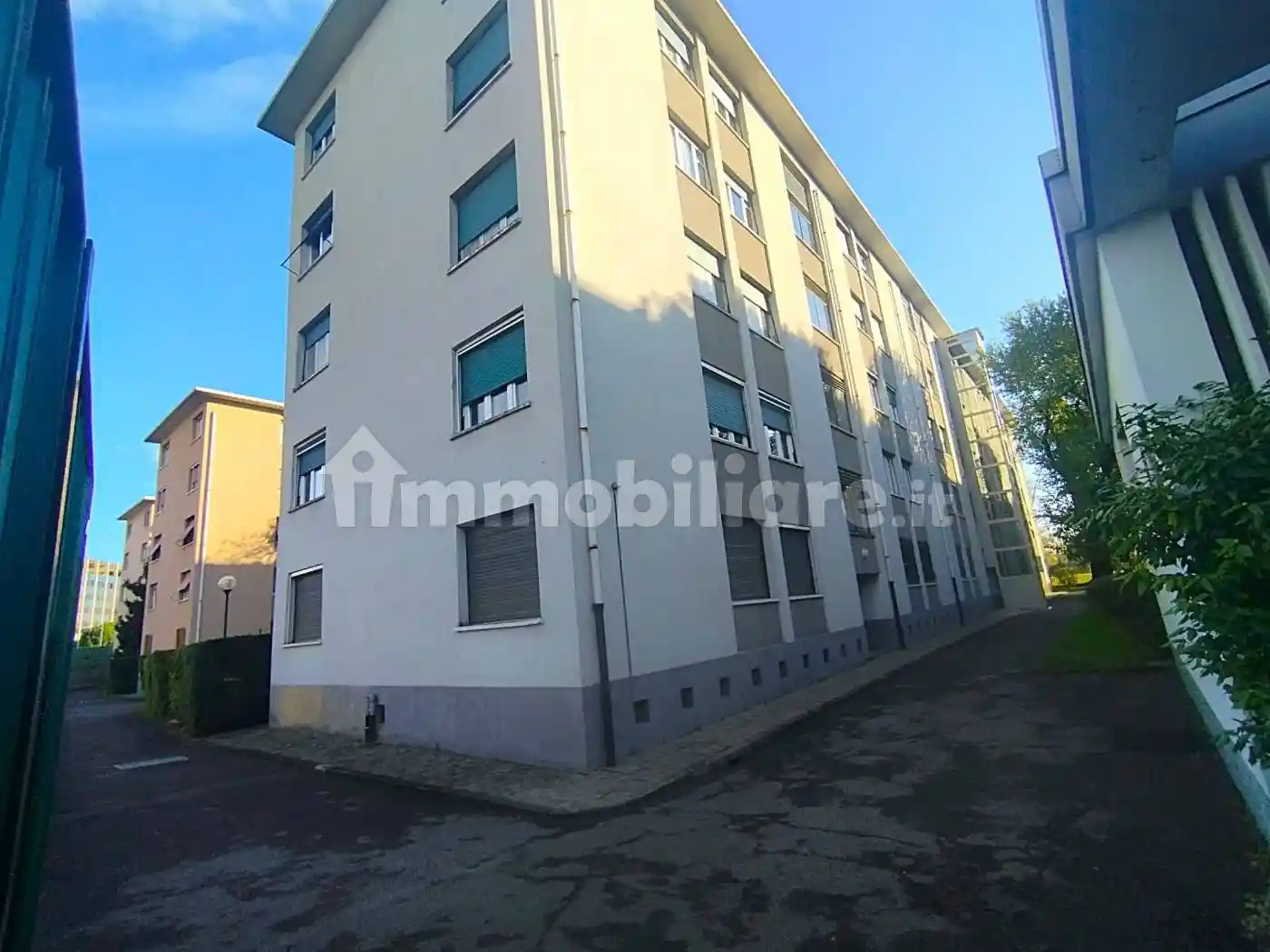 Trilocale via Vittorio Barzoni 6, Corvetto, Milano - foto 4