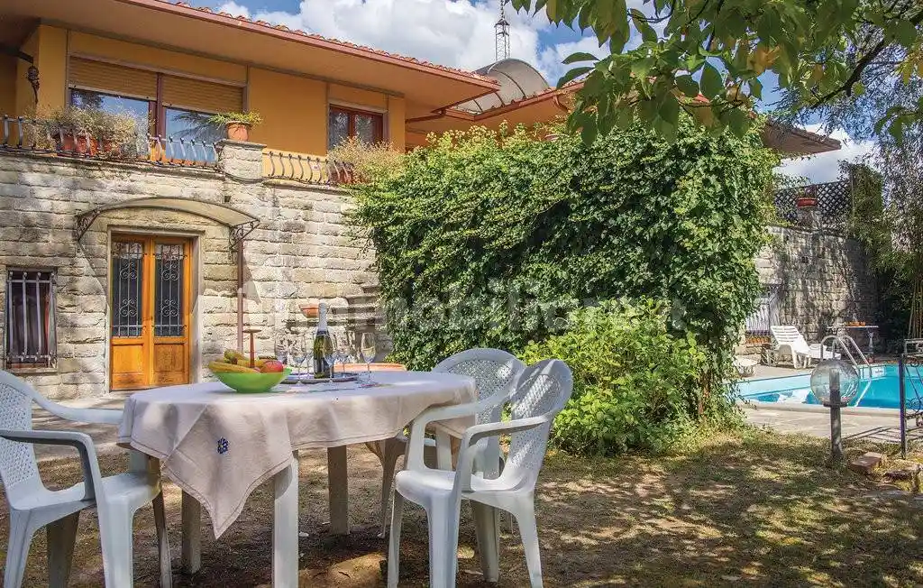 Villa unifamiliare viale Beato Angelico, Centro, Vicchio - foto 4