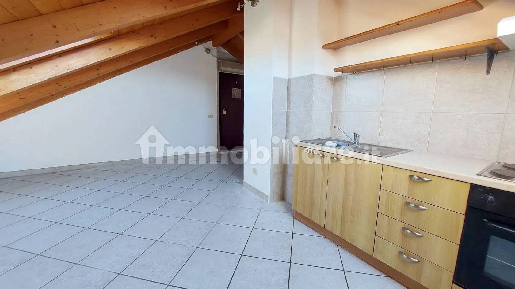 Mansarda via Vecchia Morella, Centro, Albenga - foto 4