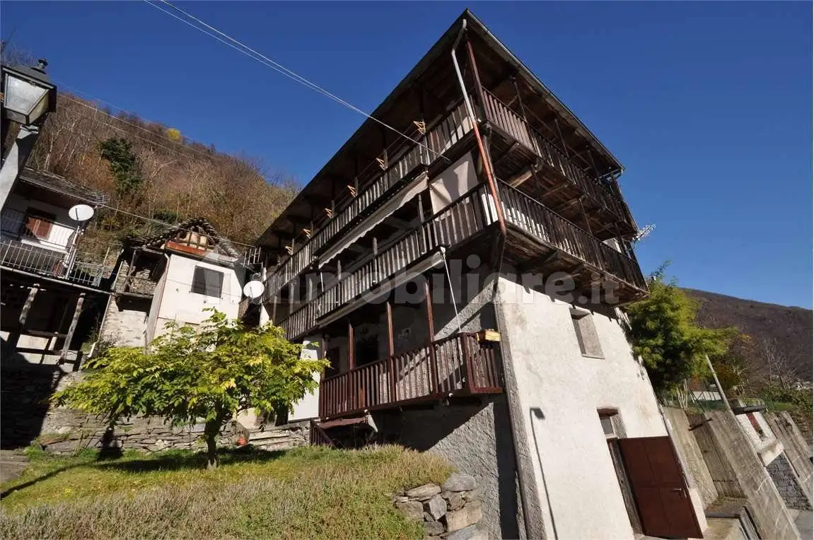 Appartamento in vendita a Borgomezzavalle