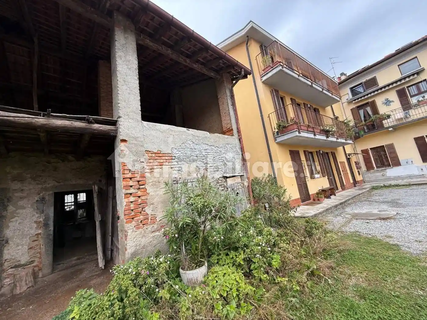 Cascina via Fiammenghini 34, Centro, Cantù - foto 3
