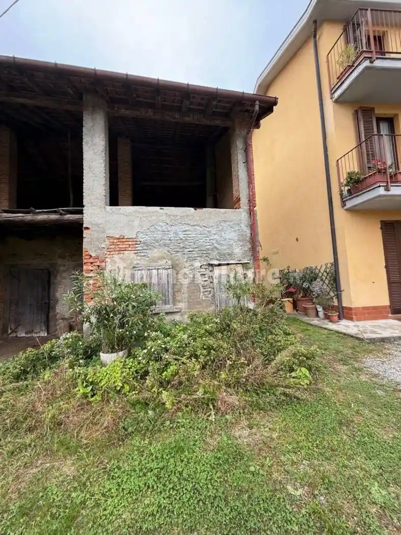 Cascina via Fiammenghini 34, Centro, Cantù - foto 4