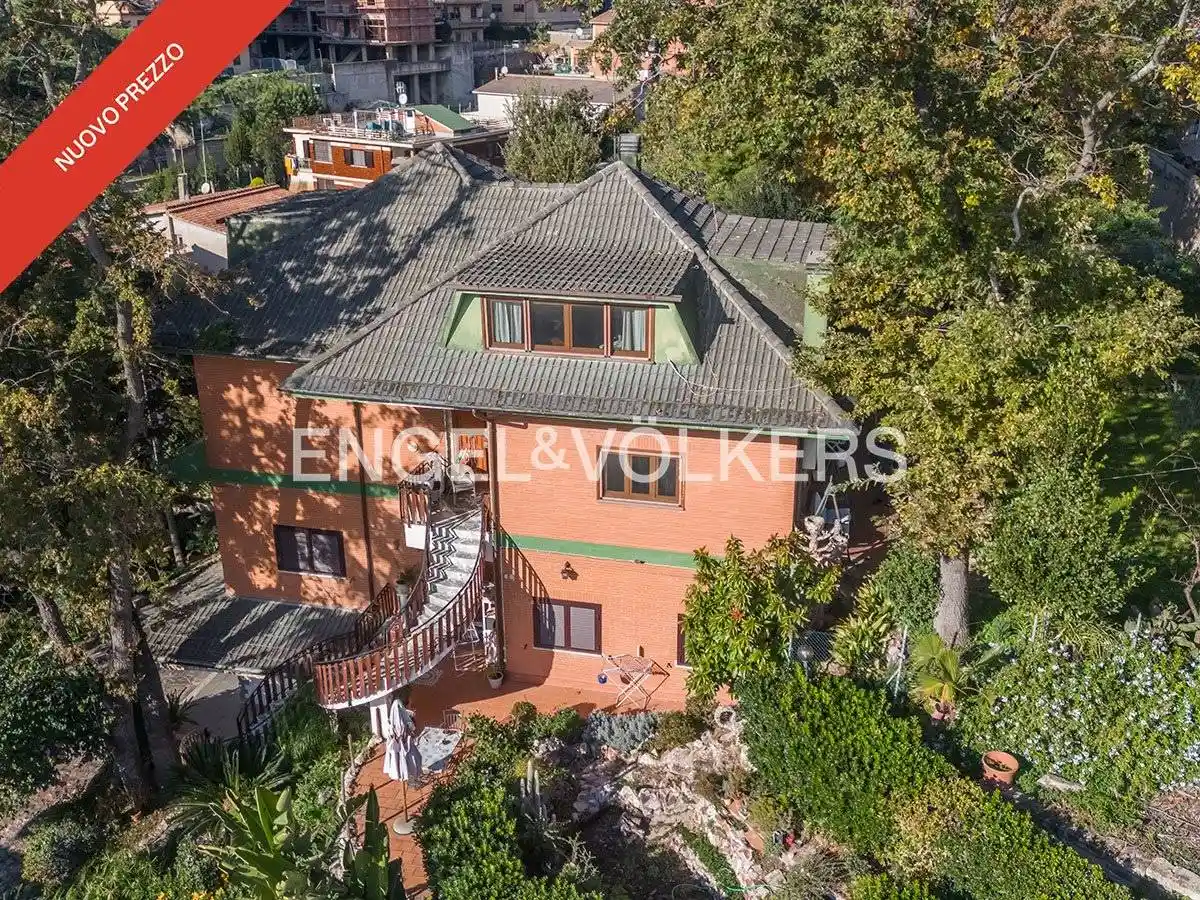 Villa in vendita a Roma