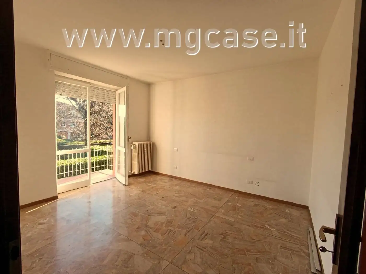 Trilocale buono stato, primo piano, Centro, Castelletto Sopra Ticino - foto 4