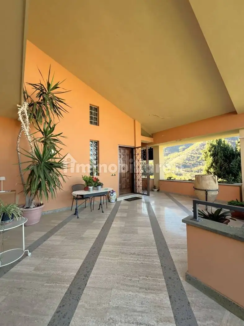 Villa bifamiliare via Capodichina, Atina - foto 4