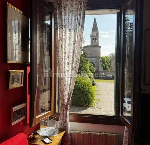 Palazzo - Edificio in vendita a Badia Polesine