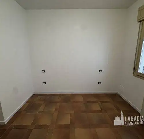 Quadrilocale piazza V. Emanuele Ii 238 -16, Centro, Badia Polesine - foto 5