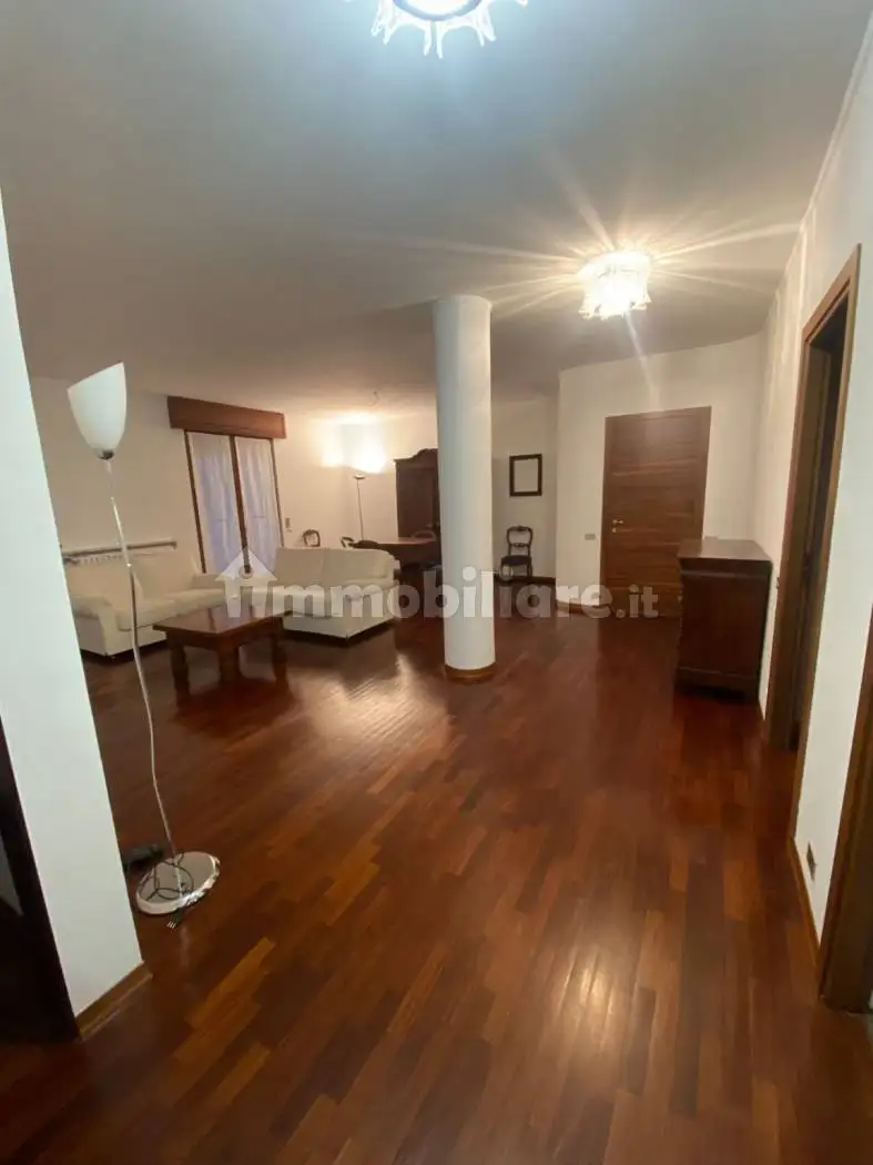 Appartamento in vendita a Novara