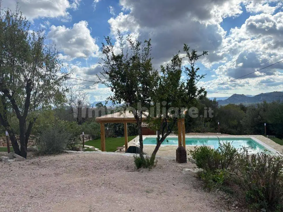 Villa in vendita a Olbia