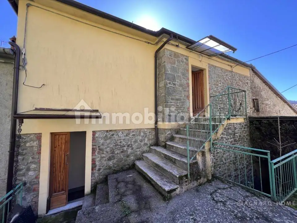 Rustico - Casale in vendita a Filattiera
