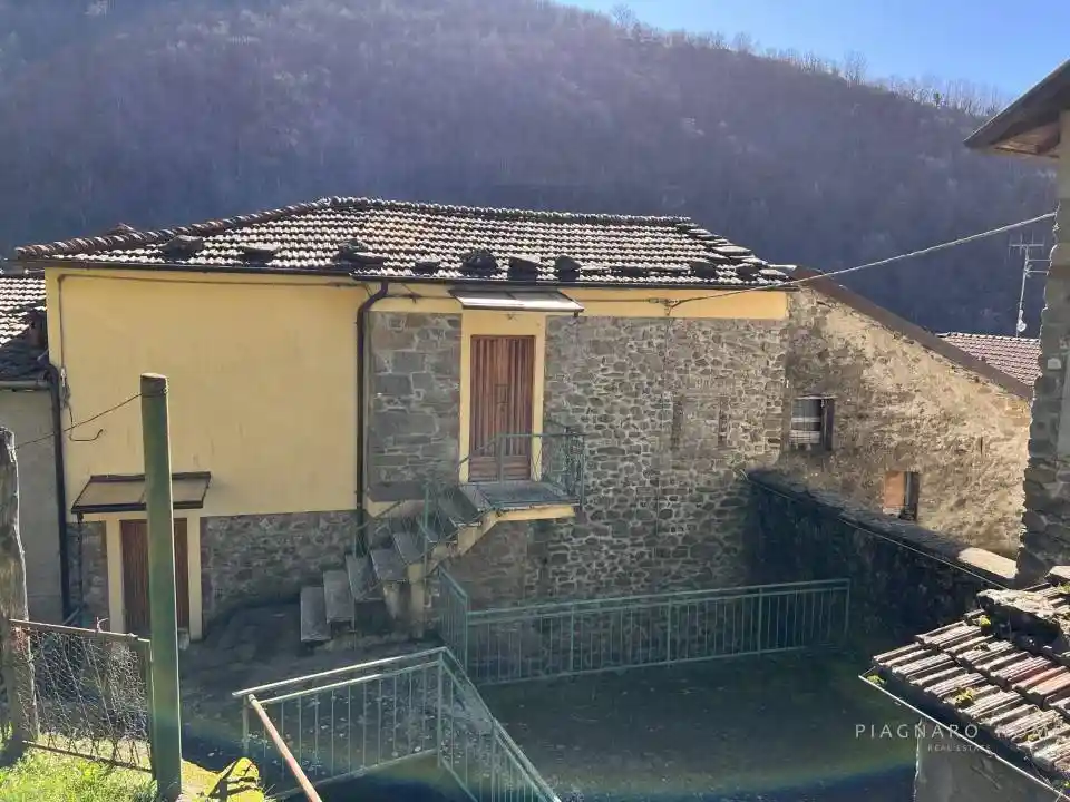 Rustico via Rocca Sigillina snc, Filattiera - foto 3