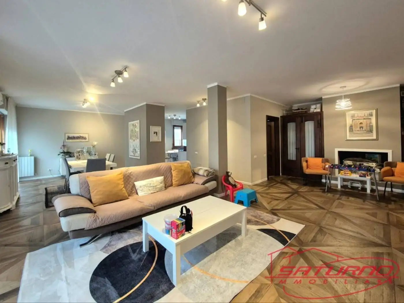 Appartamento in vendita a Lucca